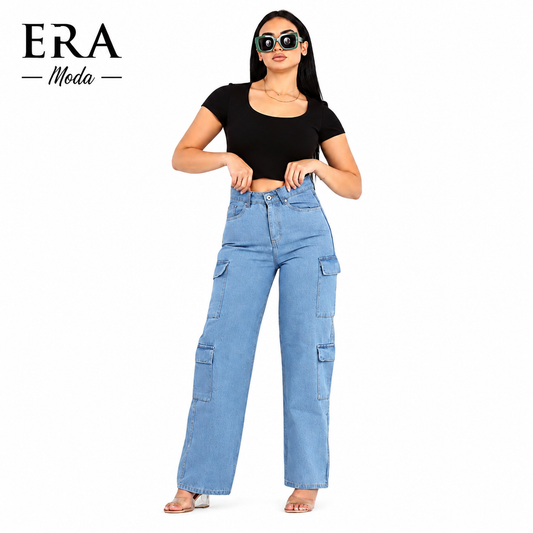 Wide-Leg Baggy Jeans
