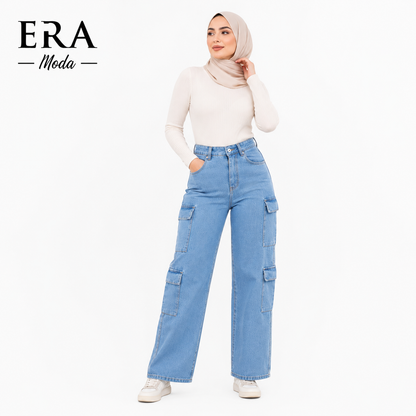 Wide-Leg Baggy Jeans