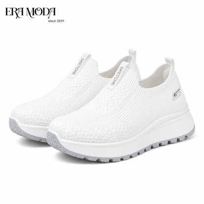 SKECHERS Sneakers